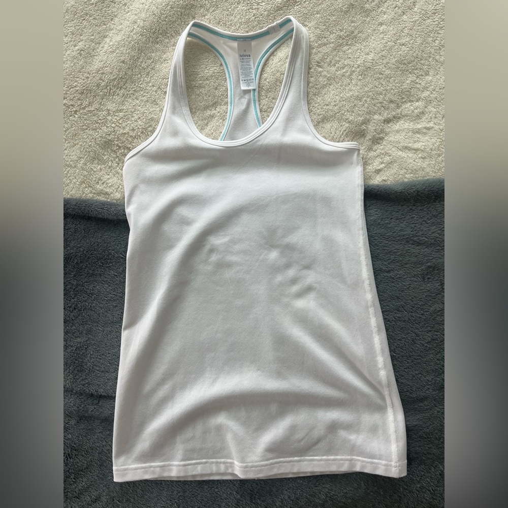 ivivva tank